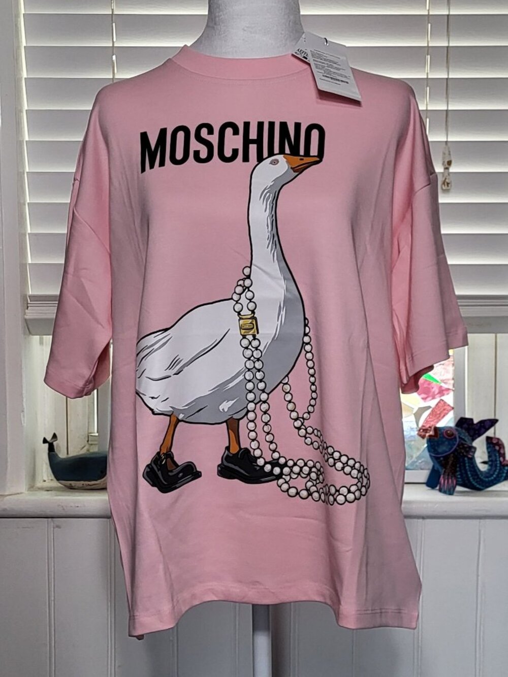 Moschino Graphic Goose Pearl Necklace Organic Cotton Oversized Tee